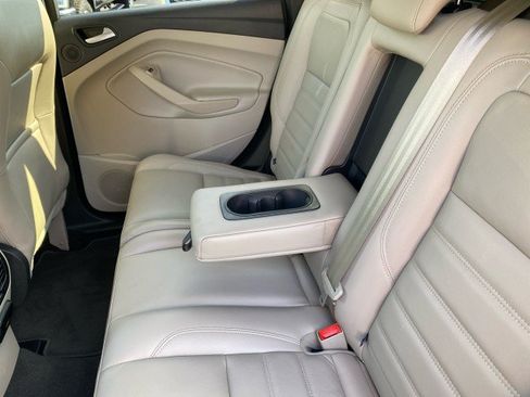 Used 2017 Ford Escape Titanium w/ Equipment Group 301A AWD/4WD image 28