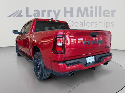 New 2026 RAM 1500 Express AWD/4WD image 3