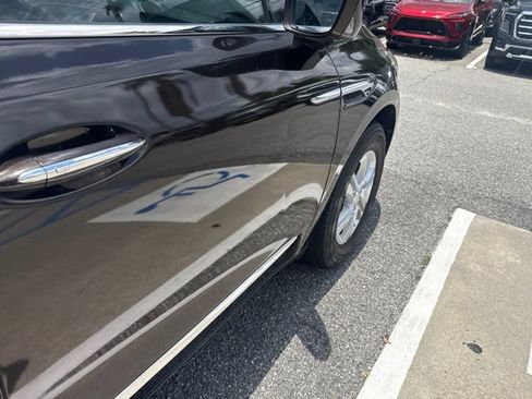 Used 2018 Buick Enclave Essence w/ Trailering Package FWD image 12