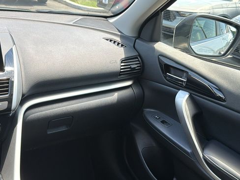 Used 2025 Mitsubishi Eclipse Cross SE AWD/4WD image 23