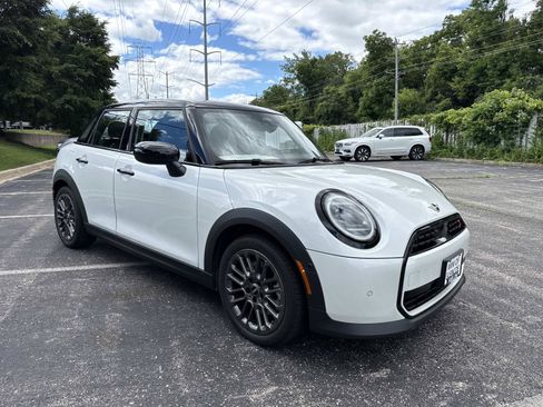 Certified 2025 MINI Cooper S FWD image 4