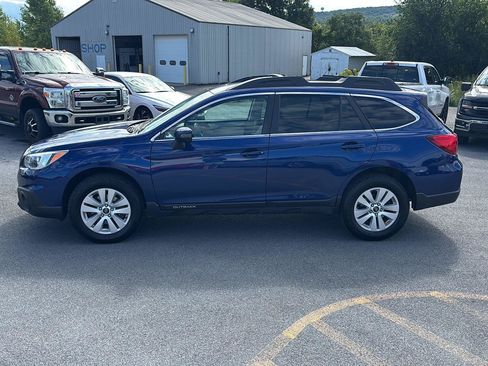 Used 2015 Subaru Outback 2.5i Premium AWD/4WD image 6