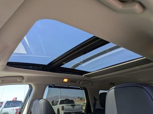 Certified 2025 Nissan Pathfinder SL w/ SL Premium Package FWD image 13
