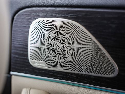 Used 2021 Mercedes-Benz GLE 350 4MATIC image 9