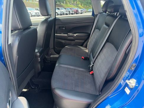 Used 2025 Mitsubishi Outlander Sport SE AWD/4WD image 23