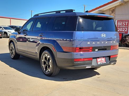 Used 2025 Hyundai Santa Fe SEL image 2
