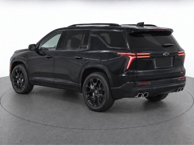Used 2025 Chevrolet Traverse RS w/ LPO, Floor Liner Package FWD image 7