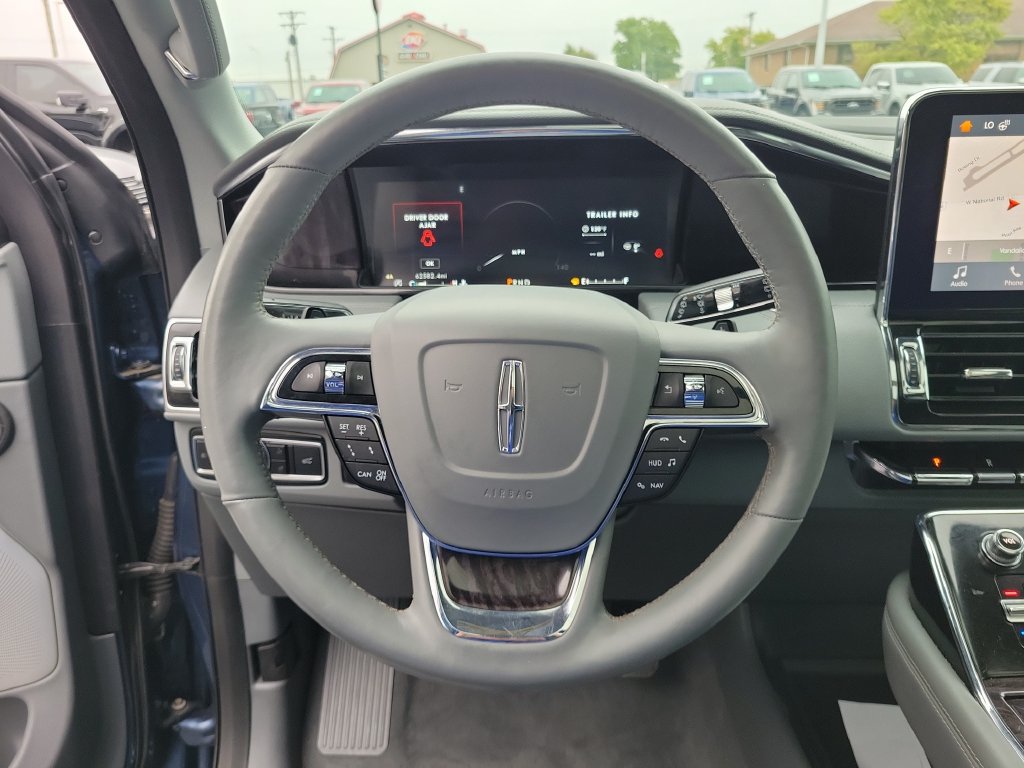 Certified 2019 Lincoln Navigator Reserve AWD/4WD image 24