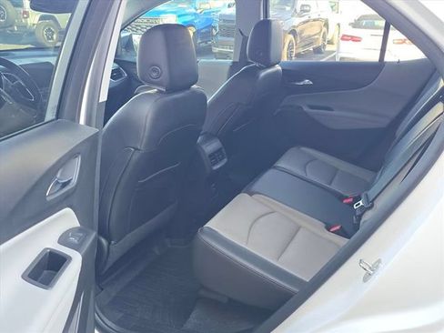 Used 2019 Chevrolet Equinox Premier FWD image 23
