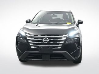 Used 2024 Nissan Rogue S video 2