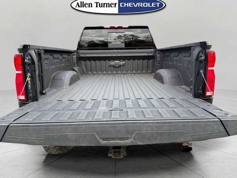 Used 2025 Chevrolet Silverado 3500 LT w/ Trail Boss Package image 7
