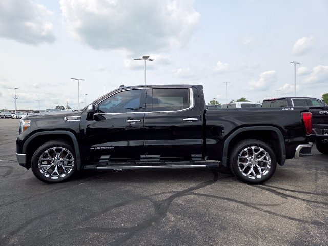 Used 2021 GMC Sierra 1500 SLT w/ SLT Premium Plus Package AWD/4WD image 16