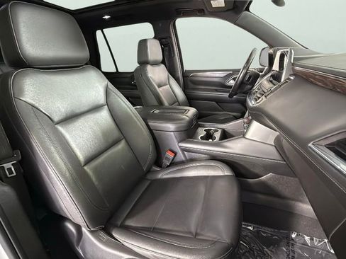 Used 2022 Chevrolet Tahoe Z71 w/ Luxury Package AWD/4WD image 34
