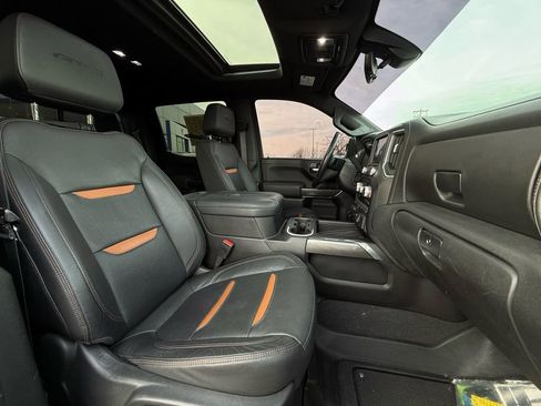 Used 2021 GMC Sierra 1500 AT4 w/ AT4 Value Package image 28