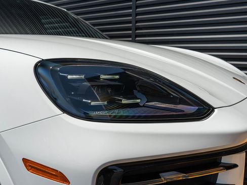 New 2026 Porsche Cayenne AWD/4WD image 13