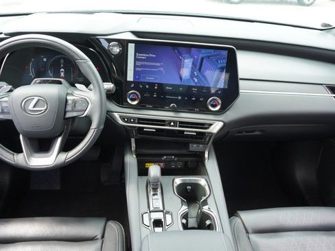 Certified 2024 Lexus RX 350 FWD w/ Convenience Package image 31