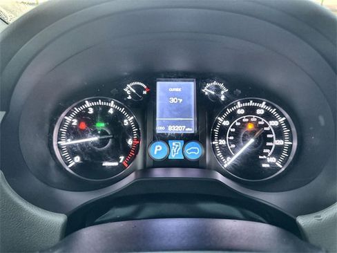 Used 2019 Lexus GX 460 Premium image 30