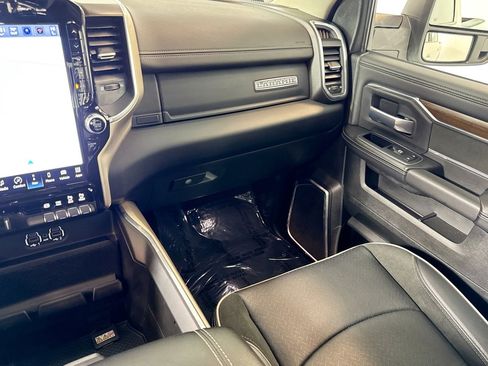Used 2024 RAM 2500 Laramie AWD/4WD image 20
