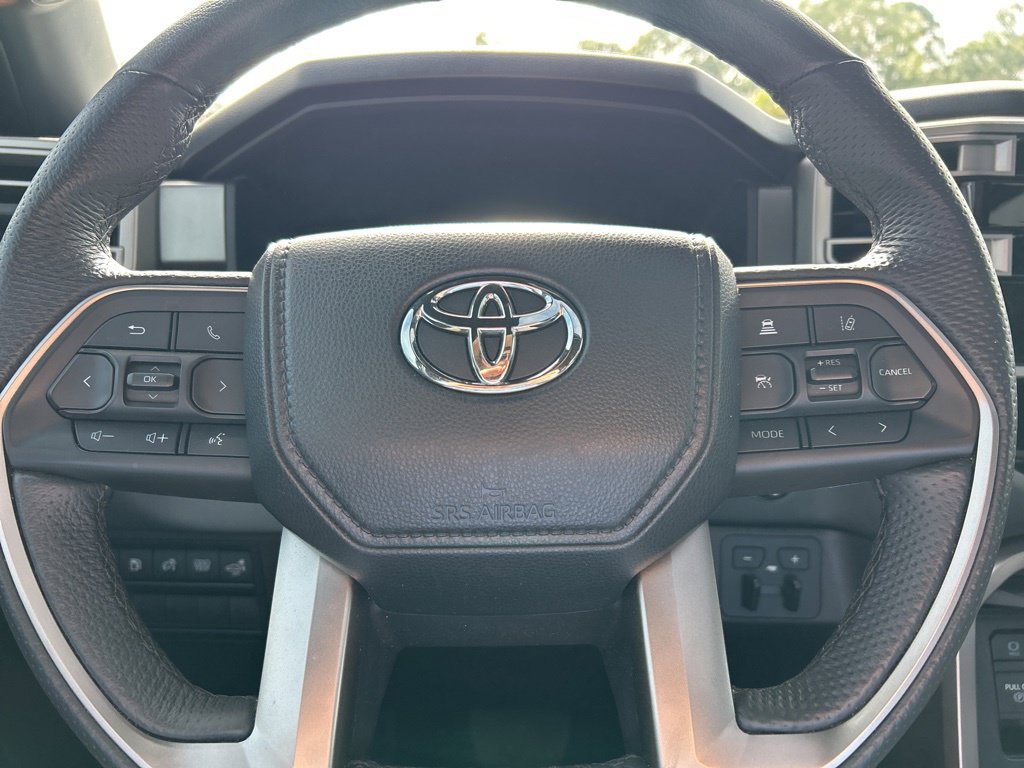 Used 2025 Toyota Sequoia SR5 AWD/4WD image 24