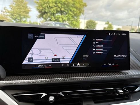 Used 2024 BMW XM AWD/4WD image 25
