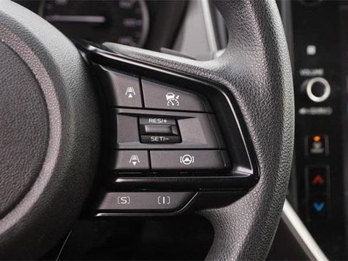 Used 2024 Subaru Crosstrek 2.0i Premium image 13