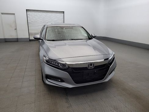 Used 2018 Honda Accord EX image 14