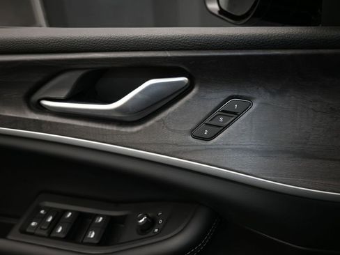 New 2025 Jeep Grand Cherokee L Limited image 14