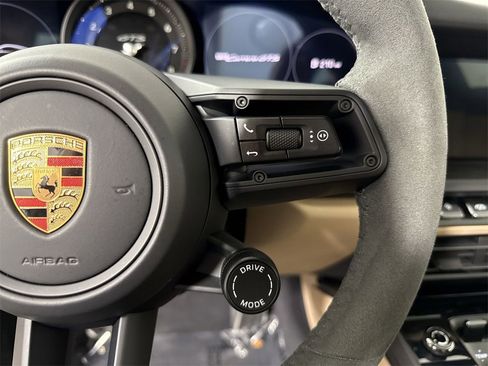 Certified 2024 Porsche 911 Carrera GTS image 39