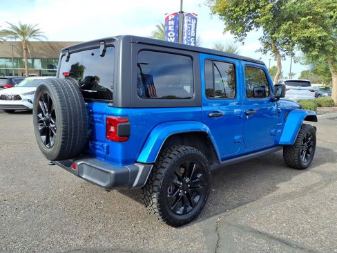 Used 2021 Jeep Wrangler Unlimited Sahara w/ Cold Weather Group image 5