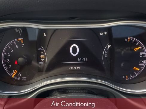 Used 2021 Jeep Grand Cherokee Limited AWD/4WD image 18