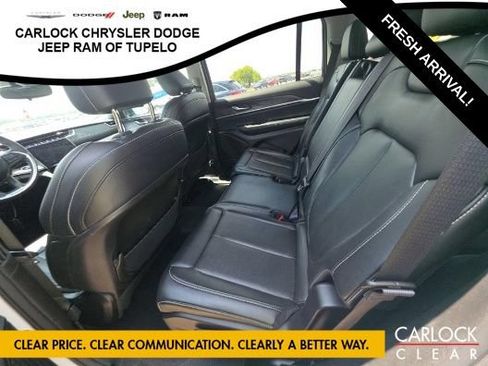 Used 2023 Jeep Grand Cherokee L Limited AWD/4WD image 7