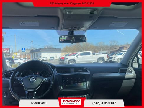 Used 2019 Volkswagen Tiguan SE w/ Panoramic Sunroof Package image 20