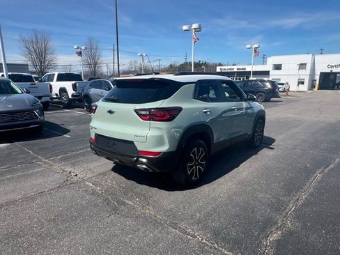 Certified 2024 Chevrolet TrailBlazer ACTIV w/ Driver Confidence Package image 5