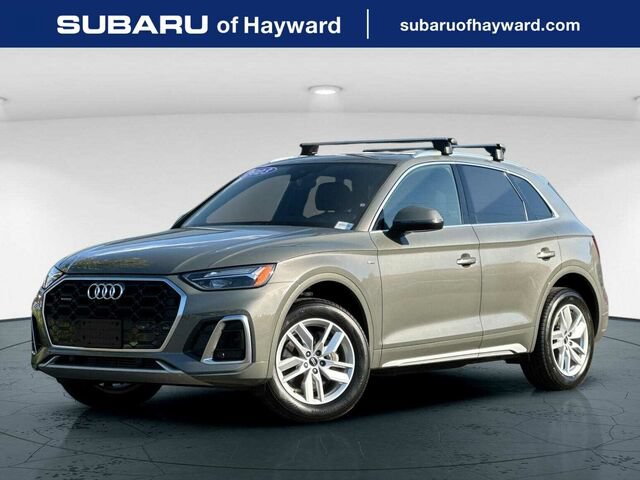Used 2023 Audi Q5 2.0T Premium w/ Convenience Package AWD/4WD image 1