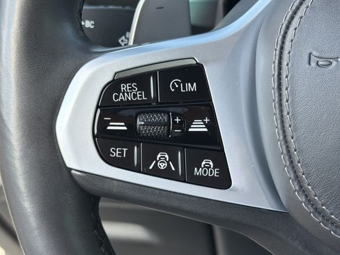 Used 2021 BMW X5 M50i AWD/4WD image 28