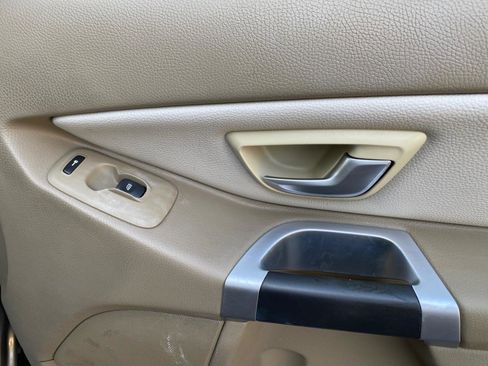 Used 2011 Volvo XC90 3.2 image 51