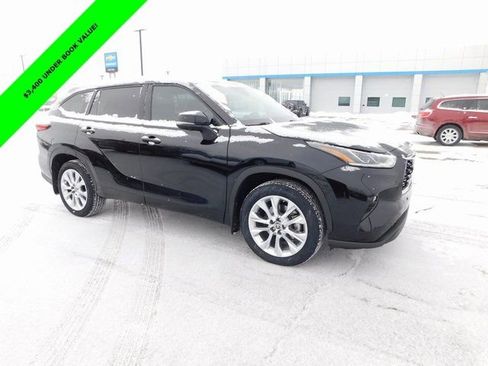 Used 2023 Toyota Highlander Limited image 1
