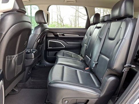 Used 2021 Kia Telluride LX AWD/4WD image 19