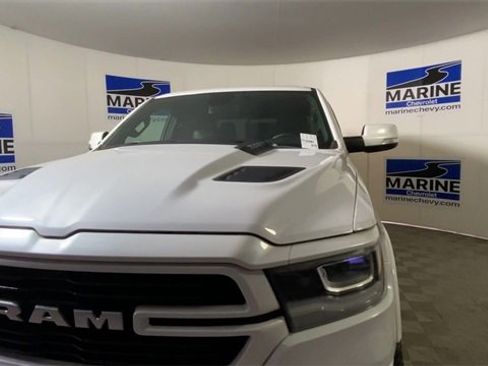 Used 2019 RAM 1500 Laramie w/ Sport Appearance Package image 5