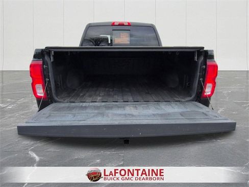 Used 2017 Chevrolet Silverado 1500 LTZ image 25