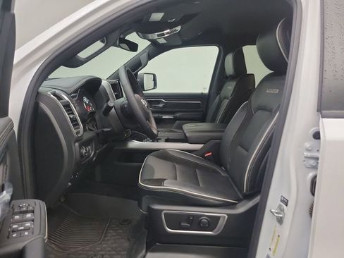 Used 2025 RAM 1500 Laramie image 4
