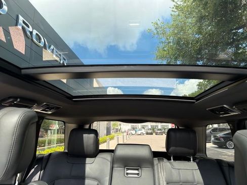 Used 2021 Land Rover Range Rover P525 Westminster Edition AWD/4WD image 8