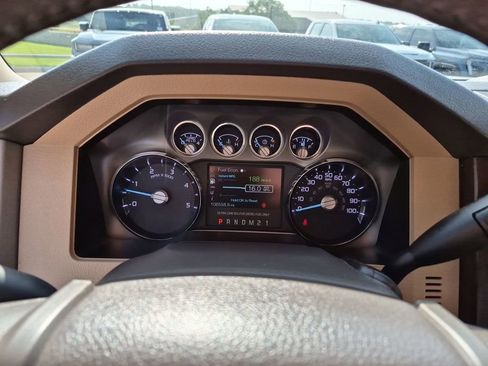 Used 2015 Ford F250 Lariat w/ Lariat Interior Package AWD/4WD image 24