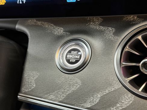 Used 2024 Mercedes-Benz AMG GT 43 image 34