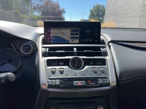 Used 2018 Lexus NX 300h AWD image 16