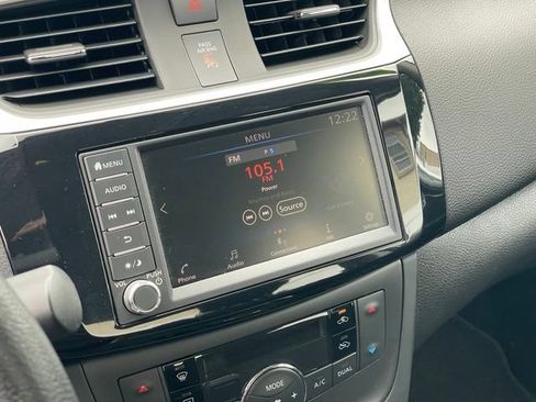 Used 2019 Nissan Sentra SV FWD image 16
