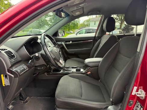 Used 2015 Kia Sorento LX AWD/4WD image 7