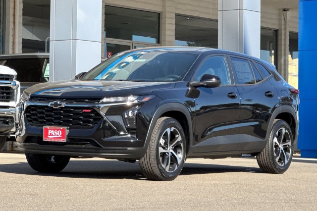 New 2026 Chevrolet Trax RS w/ Sunroof Package FWD image 13