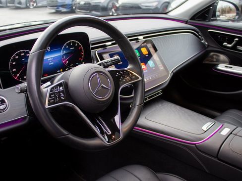 Used 2025 Mercedes-Benz E 450 4MATIC All-Terrain Wagon image 2