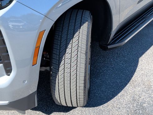 Used 2025 Chevrolet Tahoe High Country image 7